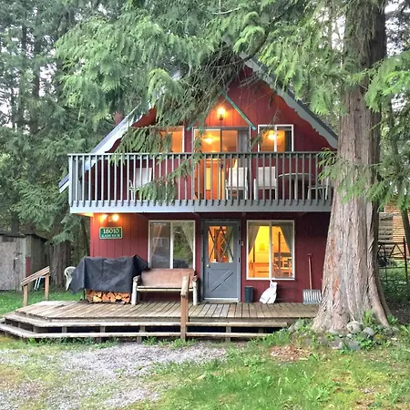 Mt Baker Rim Cabin 63 - Traditional Ski Chalet Pet Friendly Free Wi-Fi